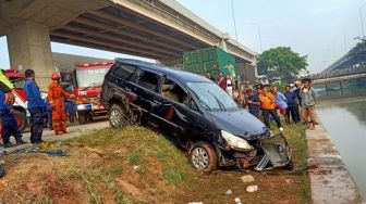 Tewas usai Mobil Tercebur di Kalimalang, Samsiah Mau Ajak Anak ke Pesantren