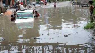 Banjir Bandang dan Longsor Tewaskan Puluhan Orang di Nepal