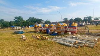 Tenda Pesta Rakyat di Alun-Alun Kidul Mulai Dibongkar