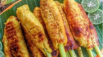 Rindu Kuliner Bali? Yuk Coba Buat Sate Lilit Super Lezat Ini di Rumah