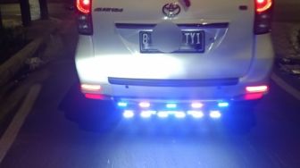 Bikin Pedih di Mata, Lampu Belakang Avanza Ini Bikin Warganet Meradang