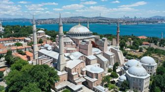 Seteleh Hagia Shopia, Presiden Erdogan juga Ubah Gereja Lain jadi Masjid