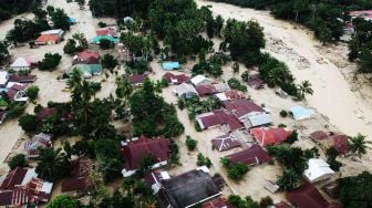 Bukan Illegal Loging, Polisi Sebut Penyebab Banjir Luwu Utara karena Alam