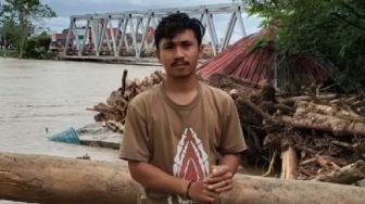 Banjir Bandang Luwu Utara, Mahasiswa Bertahan Hidup dengan Mie Instan