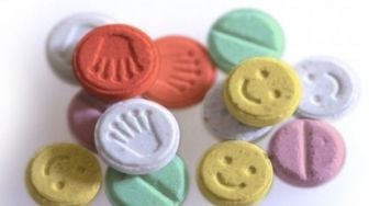 Edarkan Ekstasi Berlambang PKI dan Rolex, Pria Pengangguran Diciduk