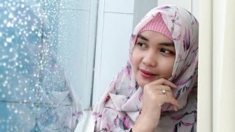 Janda Cantik Jual Rumah Bonus Jadi Suaminya, Begini Syaratnya