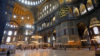 Gli, Kucing Penjaga Masjid Hagia Sophia Meninggal di Usia 16 Tahun