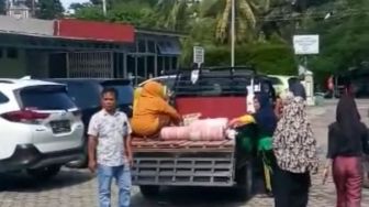 Tempuh 40 KM Jalan Rusak, Bumil Meninggal di Atas Pikup Saat ke Rumah Sakit