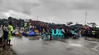 Diduga Ditembak Aparat, 2 Warga di Papua yang Tewas Ternyata Ayah dan Anak