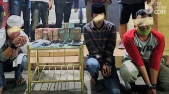 Niat Bangun Pesantren Malah Dijahati, Uang Rp385 Juta Dicuri saat Salat