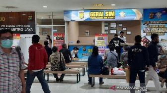 Viral Dugaan Pungli Perpanjangan SIM di Polres Depok, Kapolri Diminta Bertindak