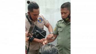 TNI Abal-abal Bawa Pistol Mainan di Mobil, Kena Razia Gegara Seragam Beda