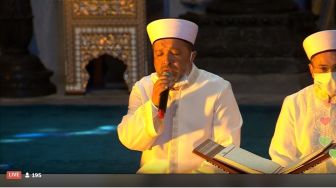 Sedang Berlangsung! Live Streaming Salat Jumat Bersejarah di Hagia Sophia