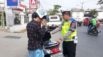 Diberi Tahu Tetap Ngeyel, 503 Pengendara di Banten Ditilang Petugas