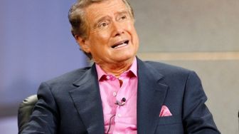 Regis Philbin Pembawa Acara Who Wants to be a Millionaire Meninggal Dunia