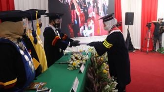 Ida Fauziyah Jadi Wisudawan Terbaik Program Doktor IPDN