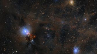 Astronom Temukan Sistem Bayi Bintang Diberi Makan Induk Awannya