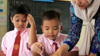 Kemendikbudristek Terus Tingkatkan Akses dan Kualitas Pendidikan Pada Anak Kurang Mampu
