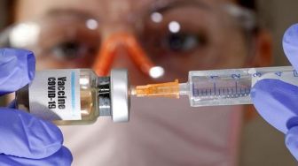 Uji Klinis Vaksin Covid-19: Relawan Disuntik Air Dipastikan Dapat Vaksin