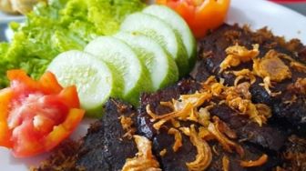 Resep Gepuk Daging Sapi Khas Sunda, Cocok Buat Lauk Makan Siang