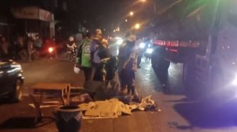 Makanan Tumpah ke Jalan, Ojol di Gresik Jadi Korban Tewas Tabrak Lari