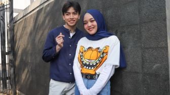 Bikin Konten 'Yang Gerak Pindah Agama', Putri Delina dan Jeffry Reksa Dikritik Habis-habisan: Agama Dijadiin Taruhan!