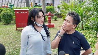 Punya Istri Jauh Lebih Muda, Bopak Castello Bongkar Urusan Ranjang