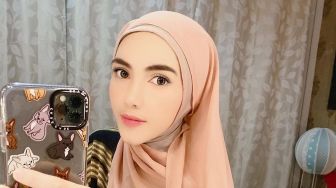 5 Pesona Syahra Larez, Mantan Pacar Rizky Billar yang Cantik Memikat