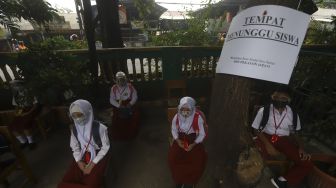 4 Januari, SD dan SMP di Padang Mulai Belajar Tatap Muka