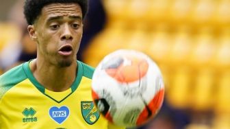 Cari Bek Kiri, Liverpool Lirik Pemain Muda Norwich City Jamal Lewis