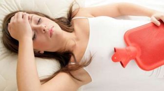 Makanan dan Minuman Ini Bisa Memperburuk Sakit saat Menstruasi