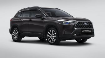 Pemesanan Toyota Corolla Cross Hybrid Mengular, Inden Hingga Akhir 2020