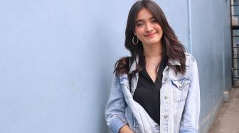3 Cuhat Mawar Eva de Jongh Pernah Jadi Penagih Utang, Bantu Usaha Ibunda