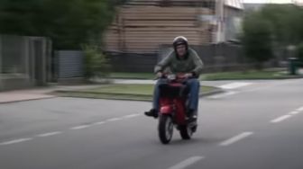 Vespa Ekstrem Pakai Mesin 600cc, Bikin Cowok Auto Kepanasan