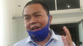  Dr. Rustam Hs. Akili : Money Politic Dan Mahar Politik Sebuah Pembodohan