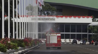 Sumber Kepulan Asap di Gedung DPR karena Kabel Lift Terbakar