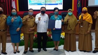 4 Kabupaten di Kalbar Terima Penghargaan Mandala Karya Kencana