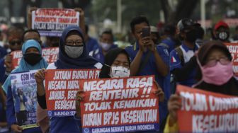 Hari Kedua Demo Buruh, Polisi Bekasi Tambah Pasukan Jadi Ribuan Personel