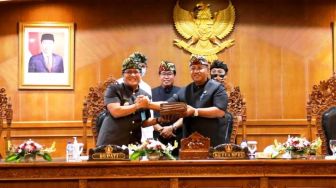 Bupati Giri Berkomitmen Prioritaskan APBD untuk Ringankan Beban Masyarakat