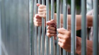 Melawan Saat Ditegur Satgas Covid-19 Klaten, Pensiunan Polisi Ini Dijebloskan ke Penjara