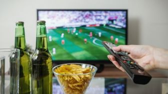 Jepang Bikin Layar TV yang Bisa Dijilat, Mampu Tiru Rasa Makanan