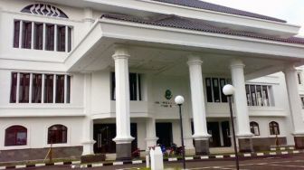 DPRD Jawa Barat Digeruduk KPK