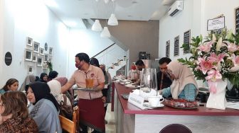 Restoran Bubuk Lada, Bisnis Keluarga yang Satukan Kuliner dan Fashion