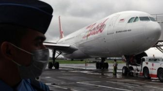 Terbang 30 Menit, Pesawat Batik Air Rute Jakarta-Padang Mendarat Lagi di Jakarta