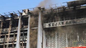 Polisi Temukan CCTV Rekam Detik-detik Kebakaran Dahsyat Kejaksaan Agung