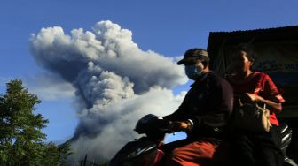 3 Kecamatan Ini Terpapar Debu Vulkanik Erupsi Gunung Sinabung