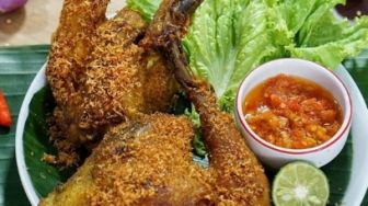 Cocok Dijadikan Menu Makan Siang, Intip Resep Ayam Goreng Srundeng Ini