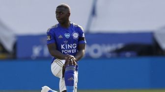 Salah Bantal, Papy Mendy Terancam Absen di Laga Leicester City Vs Chelsea