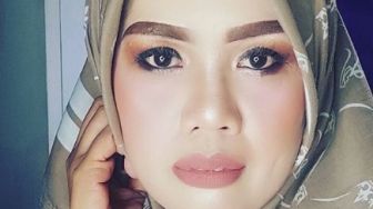 Elly Sugigi Akui Berikan Putri Sulung ke Orang Lain: Aku Tidak Ngejual