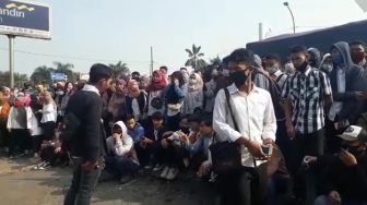 Buruh PT Tridarma Kencana Dibayar Rp 75 Ribu Sepekan